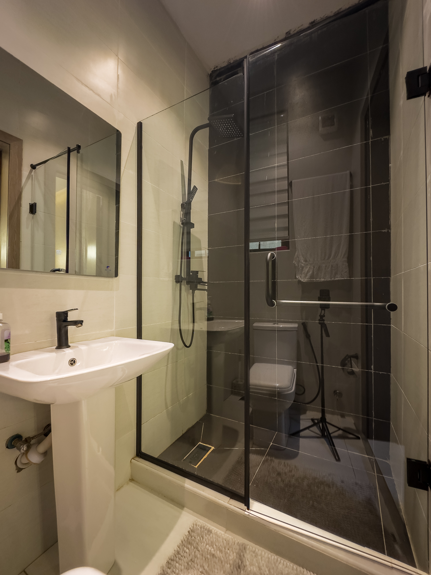 Bathroom 1 2