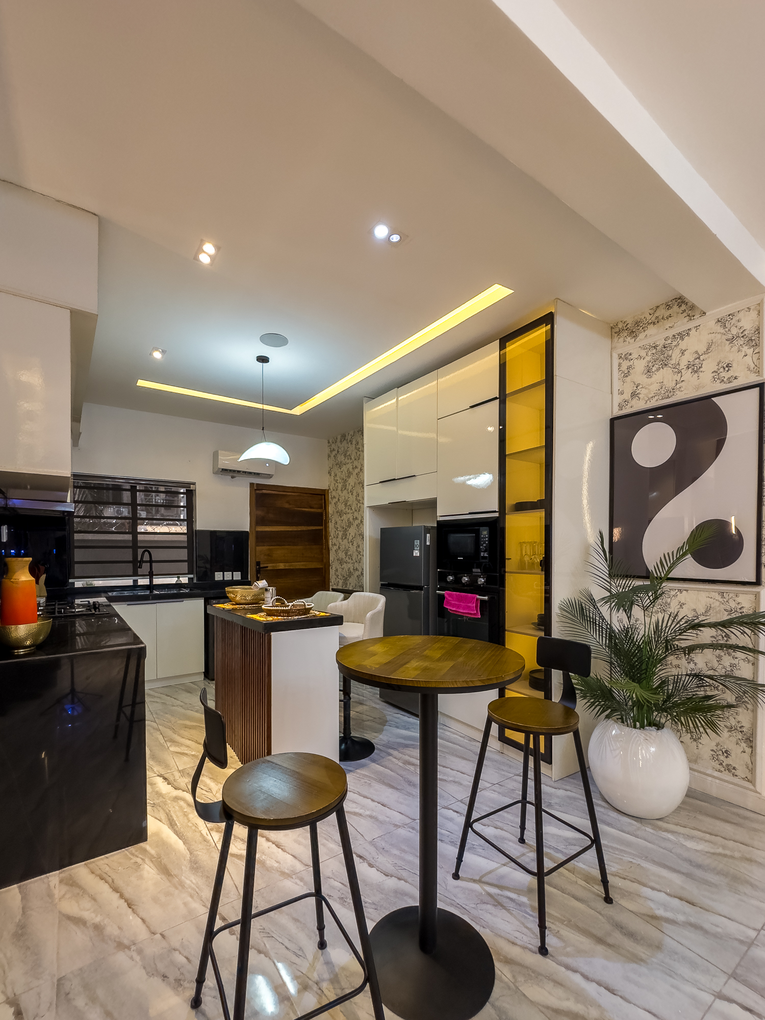 Kitchen 1