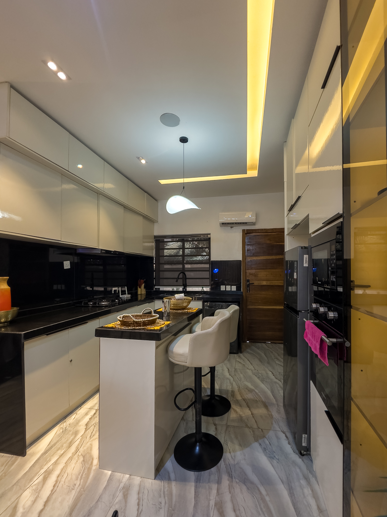 Kitchen 2