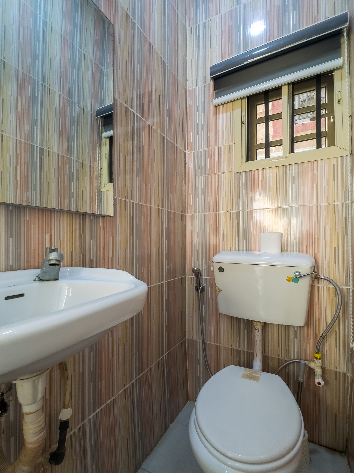 Guest Toilet 1